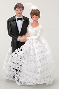 Bride & Groom W/Lace Dress