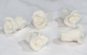 Tiny Roses - Gumpaste - Peach
