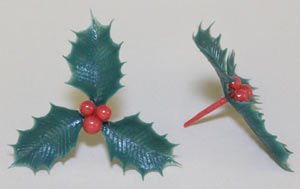 Holly Triple Leaf w/ 3 Berries