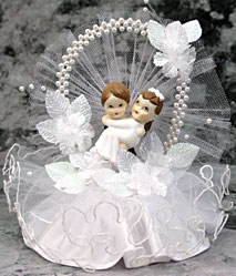 Pretty In Pearls Cake Topper